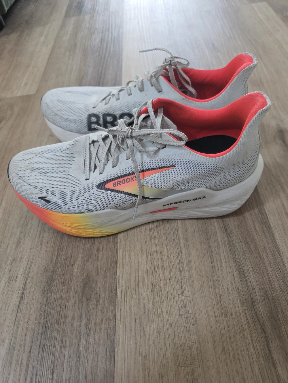 Brooks Hyperion Max 2 - Mens 11.5 - Picture 2 of 6